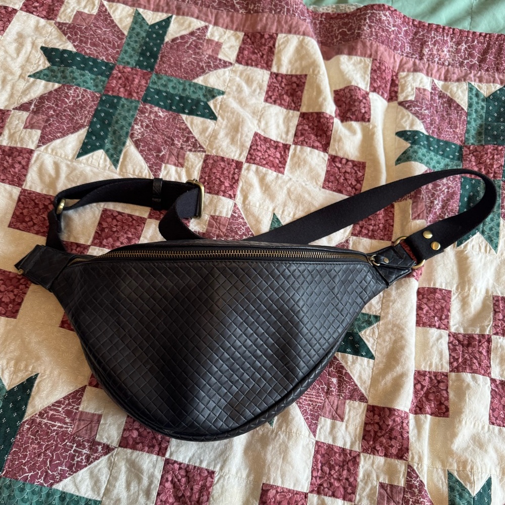 Andar Tatum Crossbody Bumbag